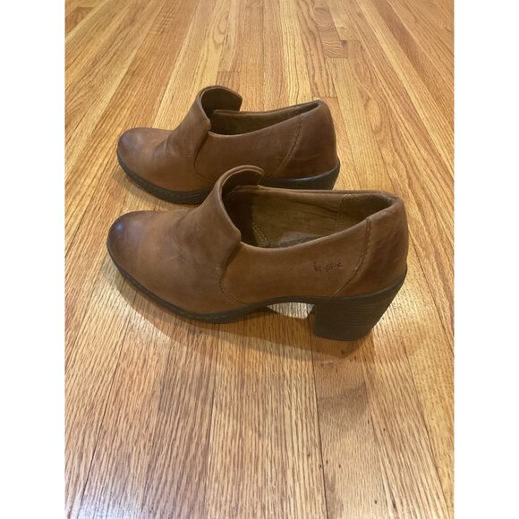 Born Concept B.O.C. Slip-on Brown Leather Ankle Booties Size 7.5-8 - Picture 2 of 6
